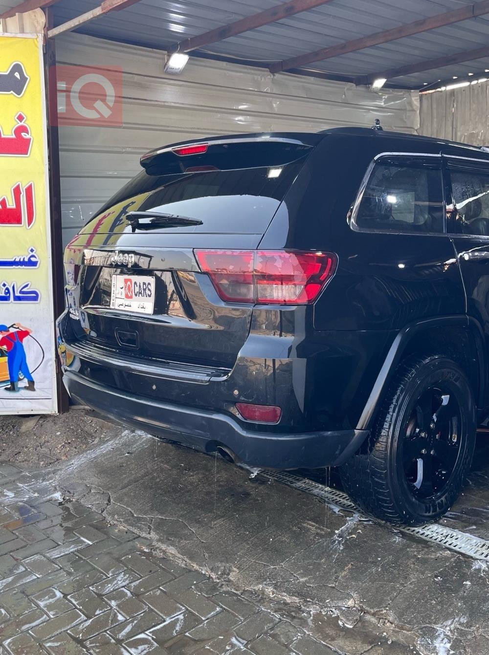 جیپ گراند شیرۆکی